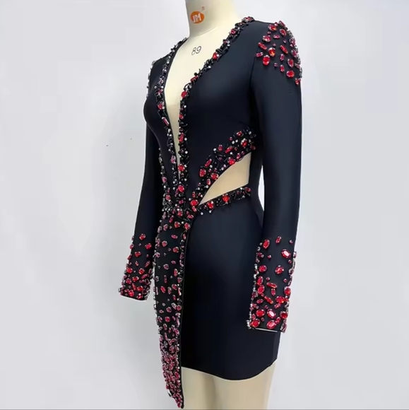 Long Sleeve Red Crystal V-Neck Bodycon Mini Bandage Dress - Picture 9 of 12